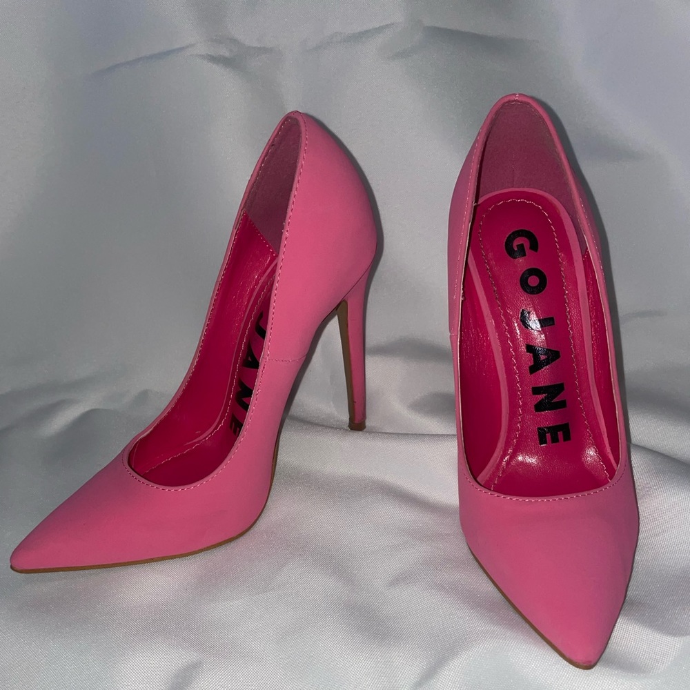 Bubblegum Pink Pointy Toe Pumps, Size 5.5, Only Worn Once